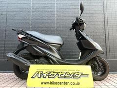 スズキ　アドレスＶ１２５Ｓ　２０１０　ソニツクシルバ−メタリツク　ノーマル　インジェクション