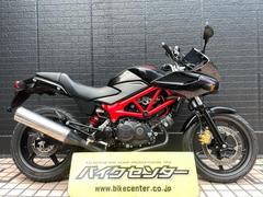 ホンダ　ＶＴＲ２５０Ｆ　　２０１３年モデル　パールコスミックブラック　ノーマル　インジェクション