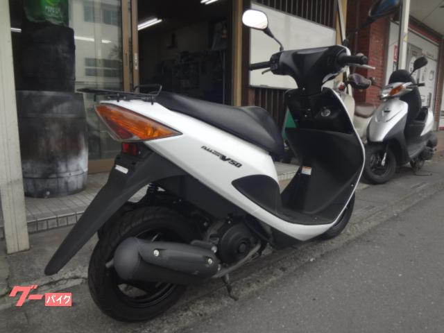 アドレス　50 cc  白　ホワイト　〜お取引完了済み〜 スズキ】 アドレスV50に新色スプラッシュホワイト登場| バイクブロス