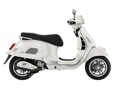 ＶＥＳＰＡ　ＧＴＳ３００スーパー　イノチェンテホワイト