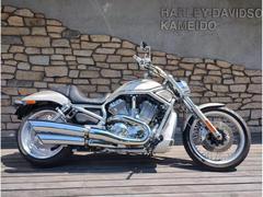 ＨＡＲＬＥＹ−ＤＡＶＩＤＳＯＮ　ＶＲＳＣＡＷ　２４０タイヤ　カスタムペイント