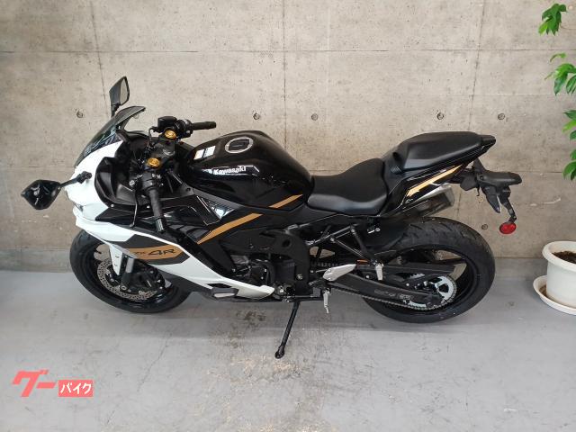 カワサキ Ninja ZX－4R SE｜オートスペースゼウス
