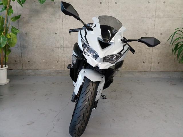 カワサキ Ninja ZX－4R SE｜オートスペースゼウス