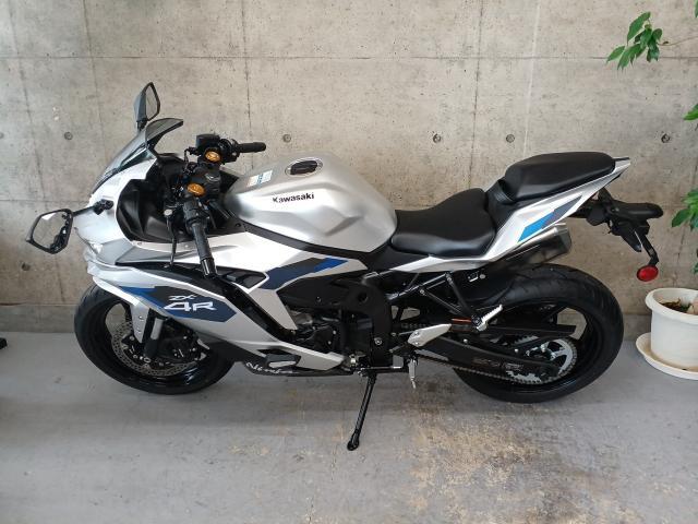 カワサキ Ninja ZX－4R SE｜オートスペースゼウス 鎌田店