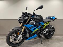 ＢＭＷ　Ｓ１０００Ｒ　２０２５年モデル　ツーリング