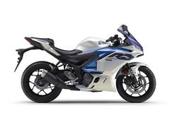 ヤマハ　ＹＺＦ−Ｒ３　日本仕様　２０２５年モデル