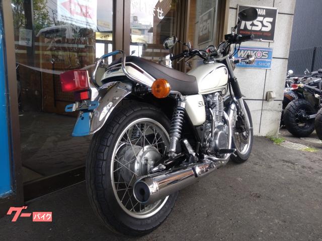 ヤマハ SR400 RH03J フューエルインジェクション サイド