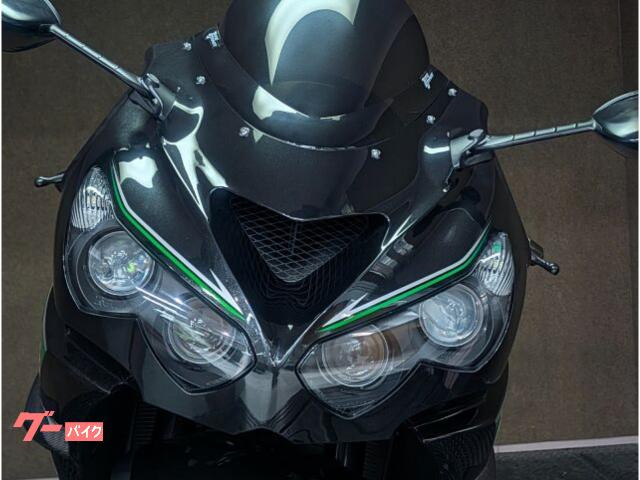 カワサキ Ninja ZX－14R カーボンパーツ／ワイバン／LED