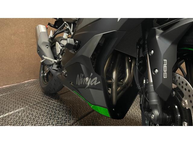 カワサキ Ｎｉｎｊａ ＺＸ－４Ｒ ＳＥ｜ハヤサカサイクル 泉バイパス店 