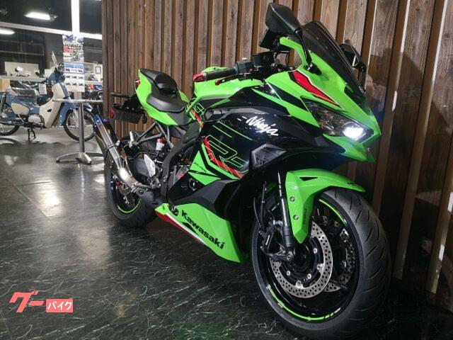 カワサキ Ninja ZX－4RR IKAZUCHサイレンサー
