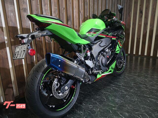 カワサキ Ninja ZX－4RR IKAZUCHサイレンサー