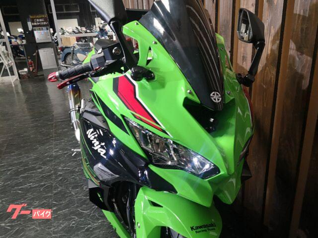 カワサキ Ninja ZX－4RR IKAZUCHサイレンサー