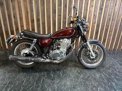 ヤマハ　ＳＲ４００　カスタムシート　グリップ　テールライト