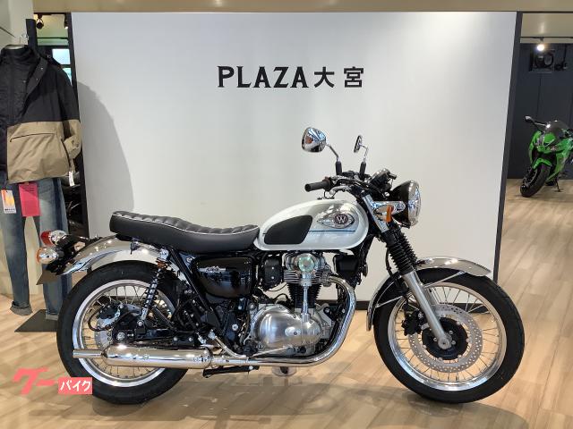 Ｗ８００