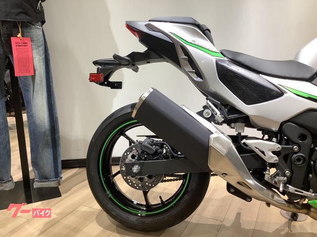 カワサキ Ninja 7 Hybrid｜カワサキプラザ大宮｜新車