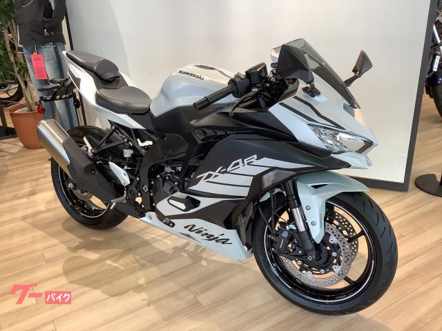 カワサキ Ninja ZX－4R SE ETC2．0 USB ハンドル