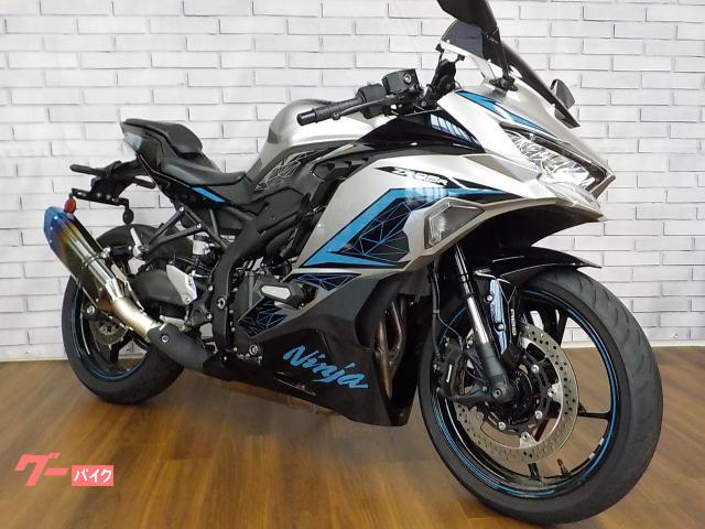カワサキ Ninja ZX－25R SE TRICK STARマフラー