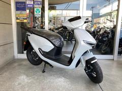 ホンダ　ＣＵＶ　ｅ：