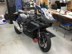 ヤマハ　ＹＺＦ−Ｒ２５　ＡＢＳ　２０２５年モデル