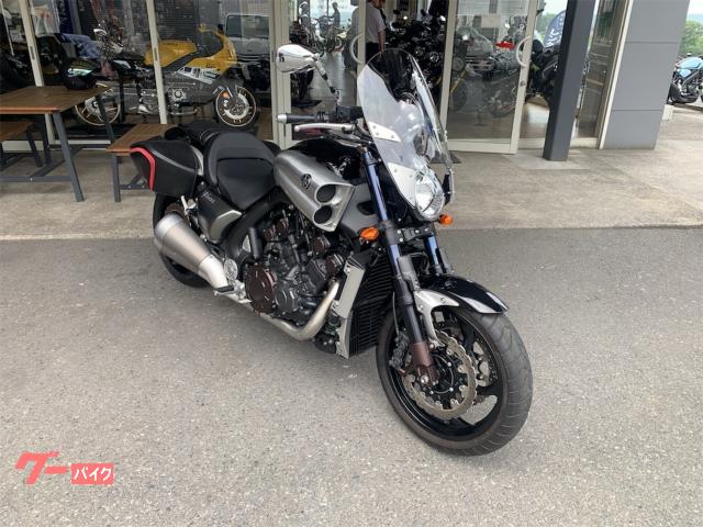 ＶＭＡＸ１７００ワンオーナー　ＥＴＣ　スクリーン　純正サイドバック　ローダウンシート付き　前後新品タイヤ　ＦフォークＯ／Ｈ