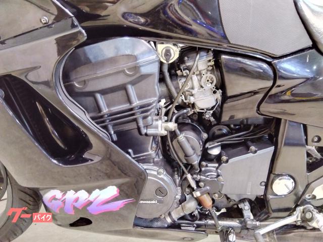 カワサキ GPZ1100 水冷DOHC4気筒・キャブレターO