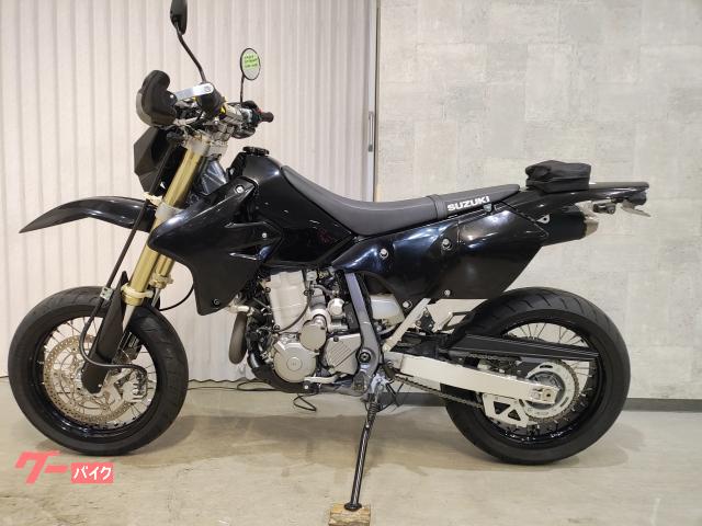 スズキ DR－Z400SM 水冷DOHC4バルブエンジン