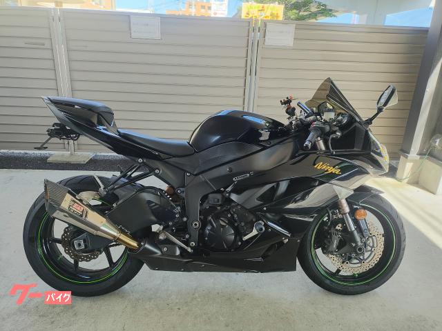 Ｎｉｎｊａ　ＺＸ−６Ｒ　逆輸入車１３４ＰＳ・ヨシムラサイレンサー他付　７０６０１