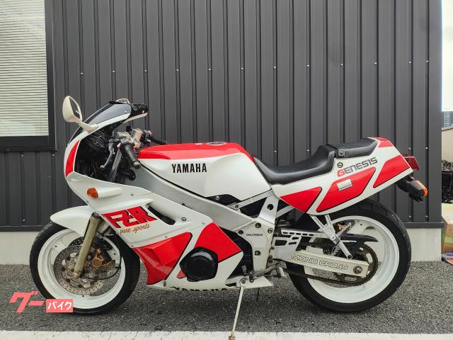 ヤマハ FZR400 水冷DOHC4気筒・アルミデルタボックス