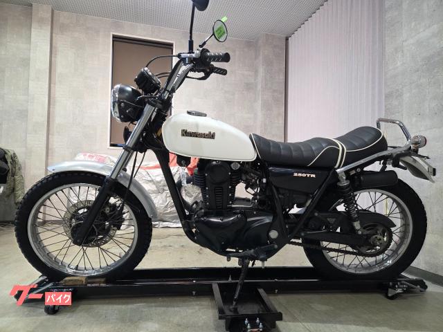カワサキ　250TR 配送可能　支払いは現金or振り込みも可能　白 カワサキ 250TR ボバーカスタム 配送可能 支払いは現金or振り込みも