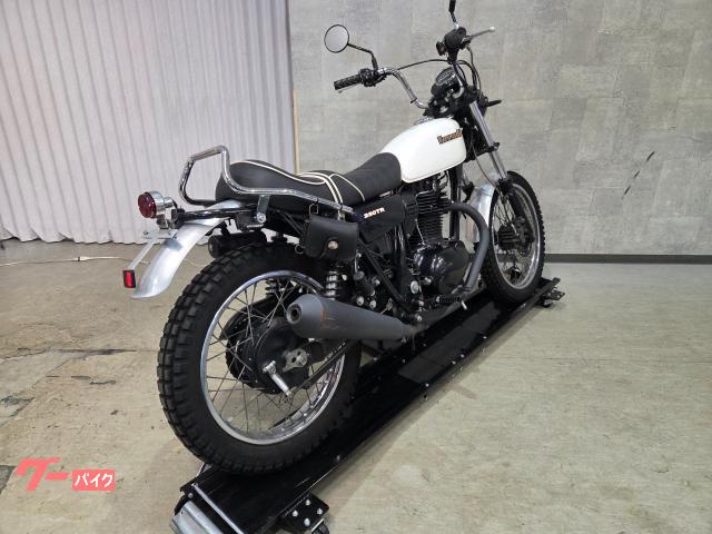 カワサキ　250TR 配送可能　支払いは現金or振り込みも可能　白 カワサキ 250TR ボバーカスタム 配送可能 支払いは現金or振り込みも