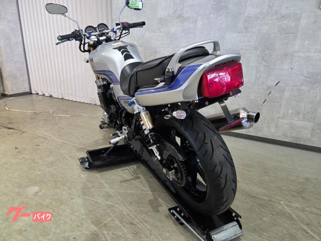 ホンダ CB750 教習車仕様車 スペンサーカラー外装装着・カスタム
