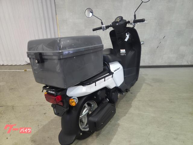 ホンダ ベンリィ50 FIインジェクション・最終型・リヤBOX付 