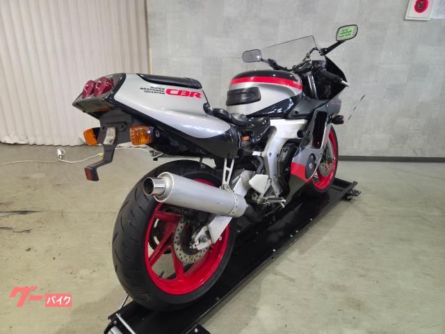 ホンダ CBR250RR 1990年MC22型純正外装・ノーマル車