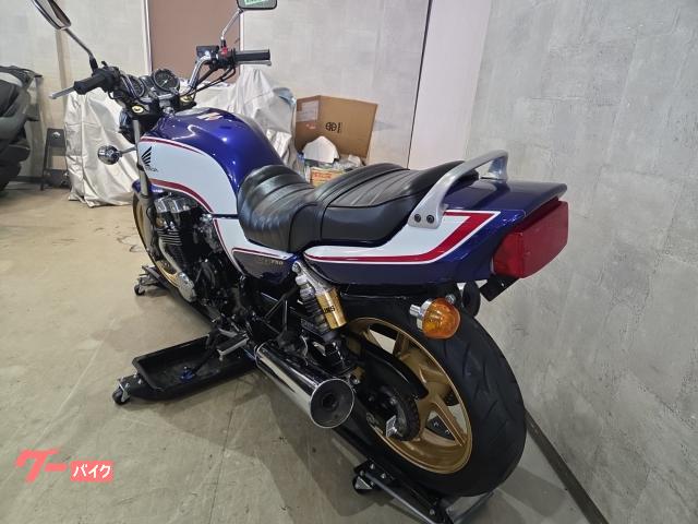 ホンダ CB750 RC42型・2007年・アップハンドル付