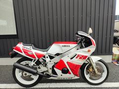 ヤマハ　ＦＺＲ４００　水冷ＤＯＨＣ４気筒・アルミデルタボックスフレーム　７０５７８