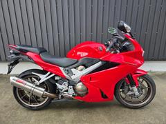 ホンダ　ＶＦＲ８００Ｆ　ＴＣＳ、ＡＢＳ、ＥＴＣ、スポーツグリップヒーター装備　７３１７５