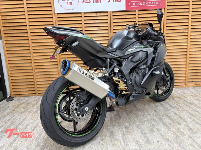 カワサキ ニンジャZX－4R SE OVERレーシング製マフラー
