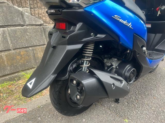 スズキ　スウィッシュ　リミテッド　ＤＶ１２Ｂ　シートヒーター＆グリップヒーター、リヤキャリア装備　 黒白ツートンカラー 純正LEDヘッドライト・LEDテールライト スズキ スウィッシュリミテッド DV12B型 グリップヒーター シート