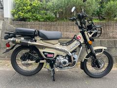 ホンダ　ＣＴ１２５ハンターカブ　国内２０２２年モデル　ヨシムラマフラー　純正グリップヒーター　　タンデムシート　各部キャリア　純正キー２本