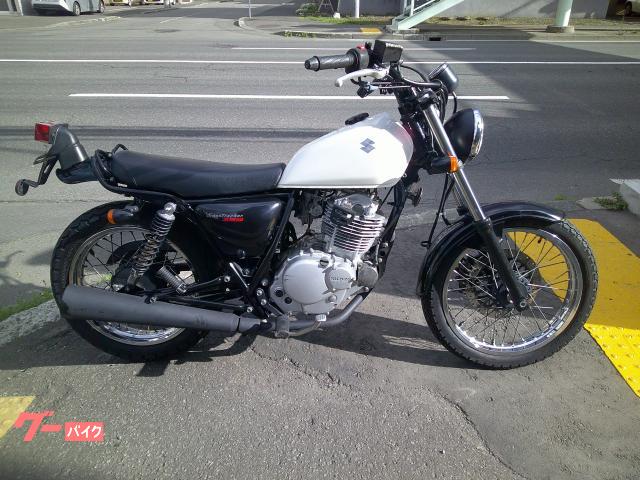 グラストラッカー　ノーマル車