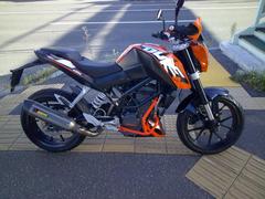 ＫＴＭ　２００デューク　アクラボヴィッチサイレンサー　ナックルガード