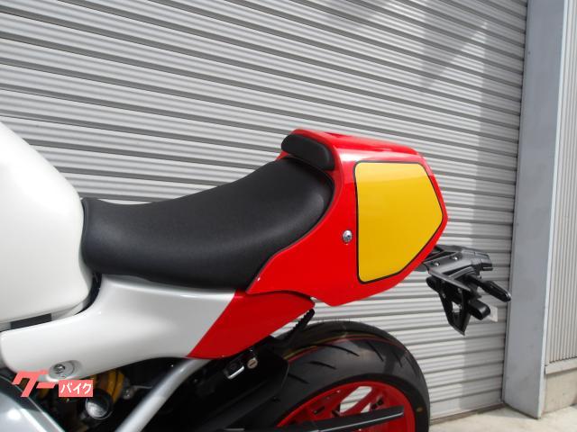 【激安】 ヤマハ ワイズギヤ製シートアンダーカウル装着 XSR900GP 水上オートバイ用