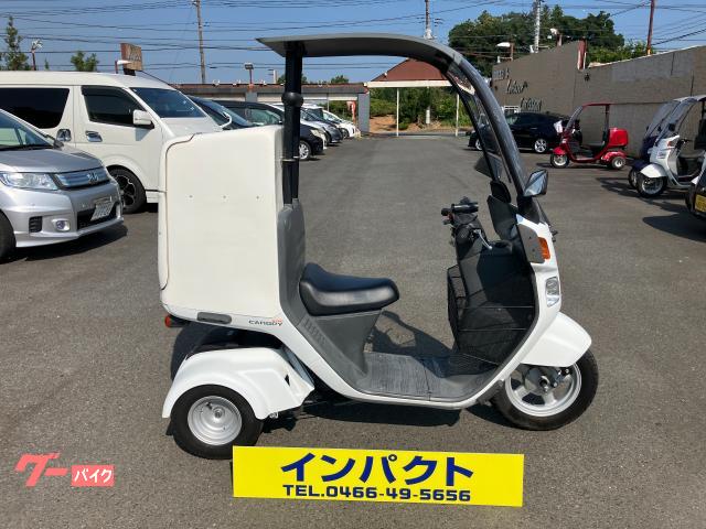 ジャイロキャノピー　現行型　最終ＴＡ０３−１３２番代　リア２段ＢＯＸ　ドライブレコーダー　グリップヒーター　ＵＳＢ　Ｆ／バスケット