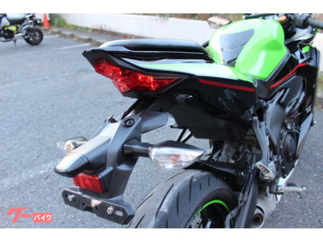 カワサキ Ninja ZX－25R SE マウントバー USB
