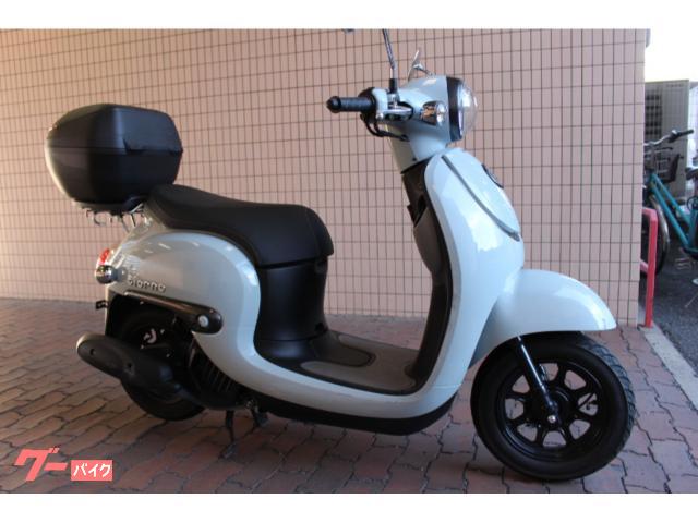 ジョルノ　最終モデル　リアボックス装備済み