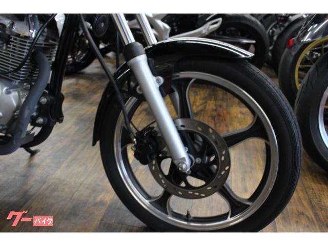 スズキ QS150 スクリーン リアボックス装備済み｜バイク館葛飾店