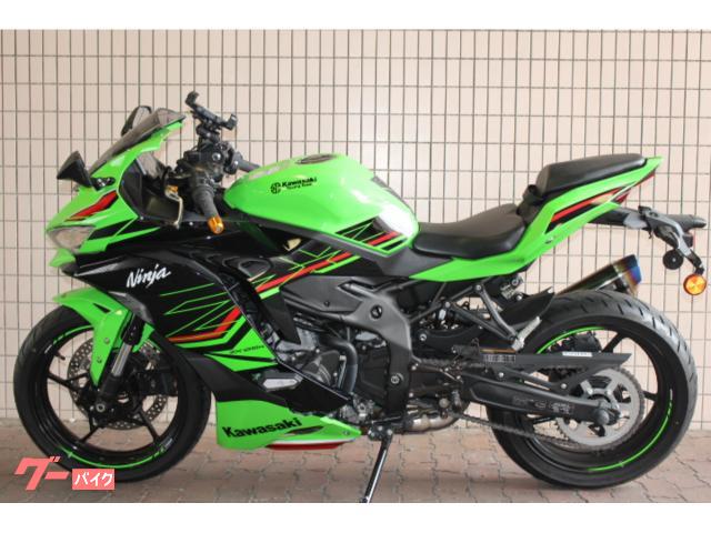 カワサキ Ninja ZX－25R SE BEETマフラー クイック