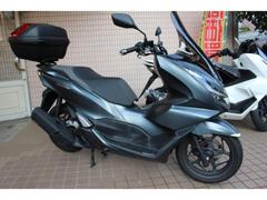 ホンダ　ＰＣＸ　ＪＫ０５型　ロングスクリーン　リアボックス　グリップヒーター装備
