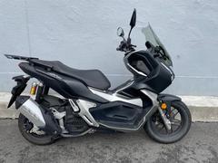 ホンダ　ＡＤＶ１５０　１オーナー　リアキャリア　スクリーン