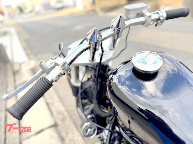 ホンダ V－TWIN MAGNA令和ボバー SSタンク ニューロッド